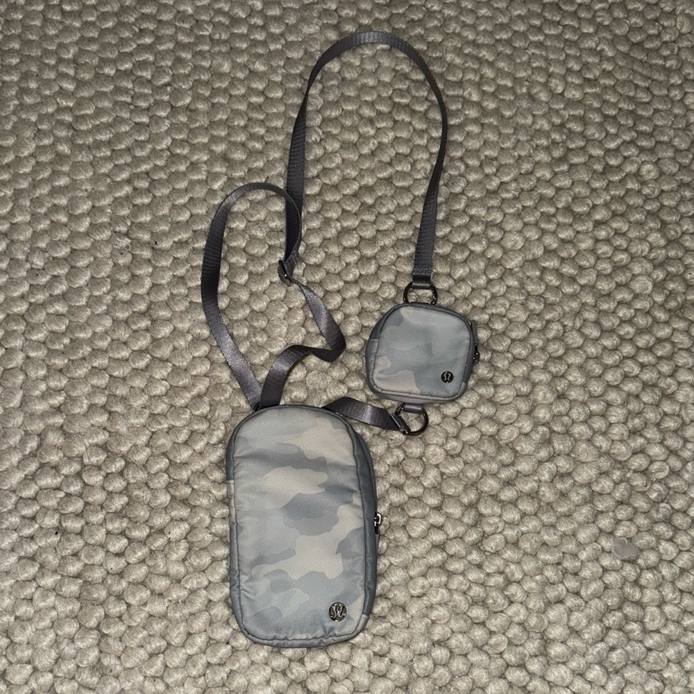 lululemon athletica Gray Camo Crossbody Bag - Picture 6 of 6